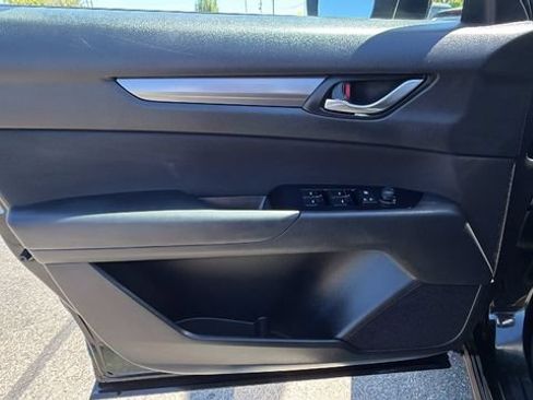 Used 2019 MAZDA CX-5 Sport AWD/4WD image 18
