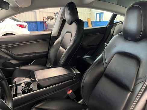 Used 2019 Tesla Model 3 image 23