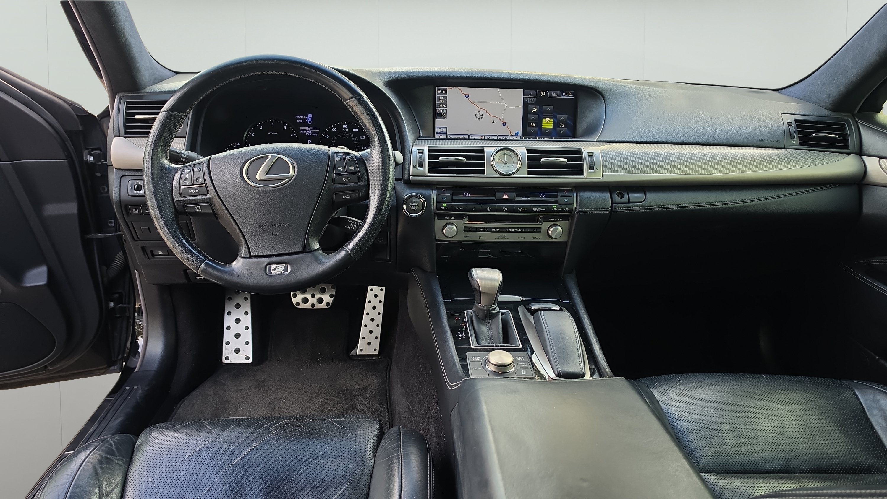 Used 2013 Lexus LS 460 w/ F-Sport Pkg RWD image 23
