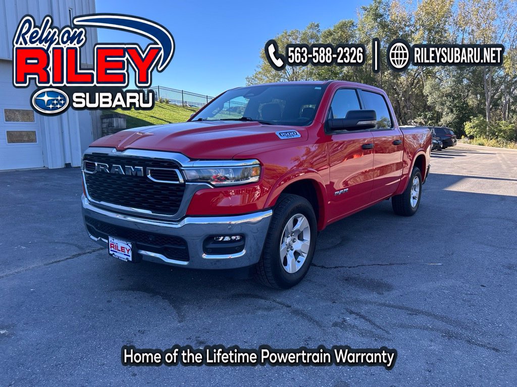 Used 2025 RAM 1500 Big Horn AWD/4WD image 1