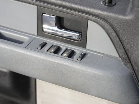 Used 2013 Ford F150 XLT w/ XLT Chrome Pkg image 29