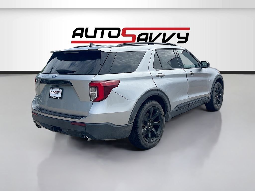 Used 2023 Ford Explorer ST-Line w/ Class IV Trailer Tow Package RWD image 7