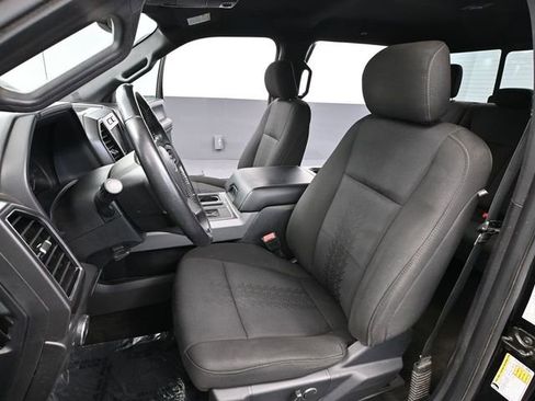 Used 2018 Ford F150 XLT w/ Equipment Group 302A Luxury AWD/4WD image 26