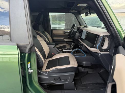 Used 2023 Ford Bronco Wildtrak AWD/4WD image 43