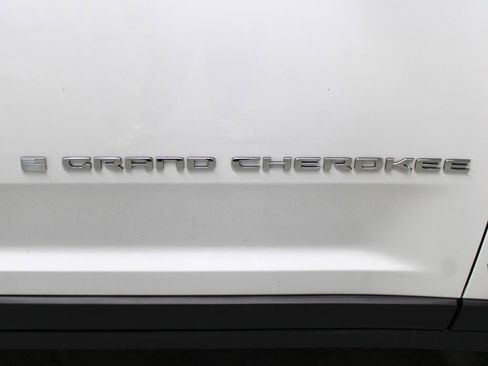 Used 2023 Jeep Grand Cherokee Limited w/ Trailer Tow Prep Group (B) image 37