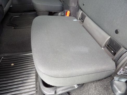 Used 2022 Nissan Frontier S image 31