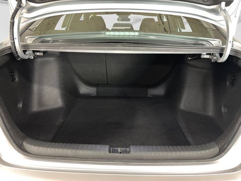 Used 2024 Honda Accord Sport image 19