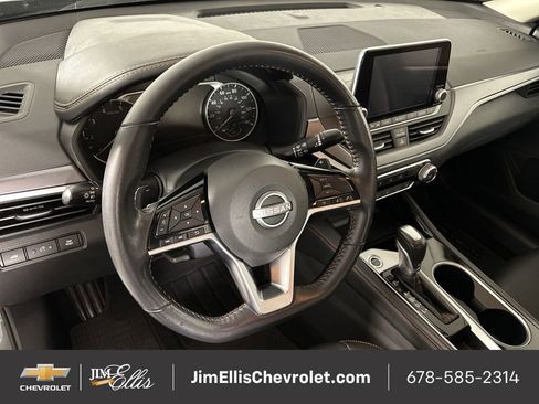 Used 2023 Nissan Altima 2.5 SR image 19