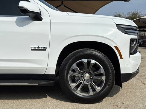 Used 2026 Chevrolet Tahoe LT w/ Comfort Package image 5