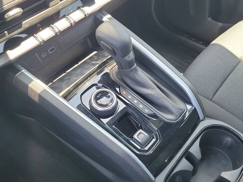 Used 2024 Chevrolet Colorado Trail Boss w/ Advanced Trailering Package AWD/4WD image 16