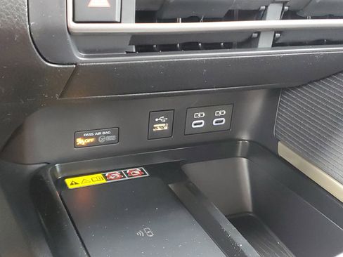 New 2026 Toyota Camry SE image 29