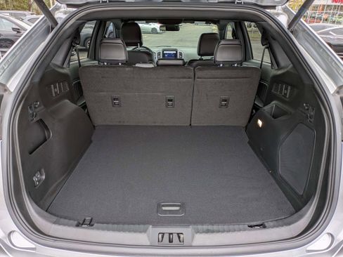 Used 2023 Ford Edge ST image 13