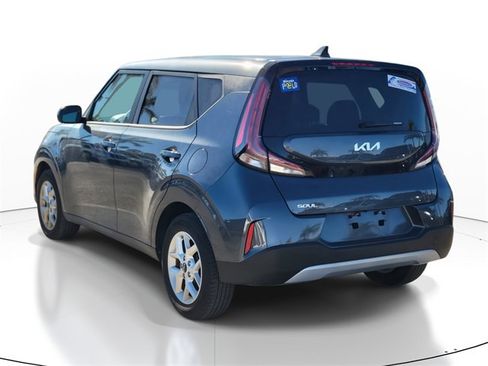 Used 2024 Kia Soul LX w/ Option Group 015 image 3