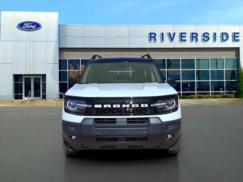 New 2025 Ford Bronco Sport Outer Banks w/ Outer Banks Tech Package+ image 2