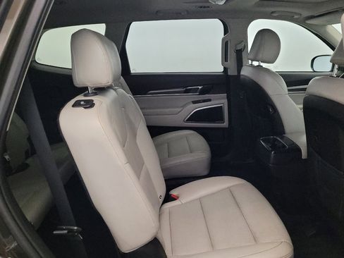 Used 2020 Kia Telluride S AWD/4WD image 19
