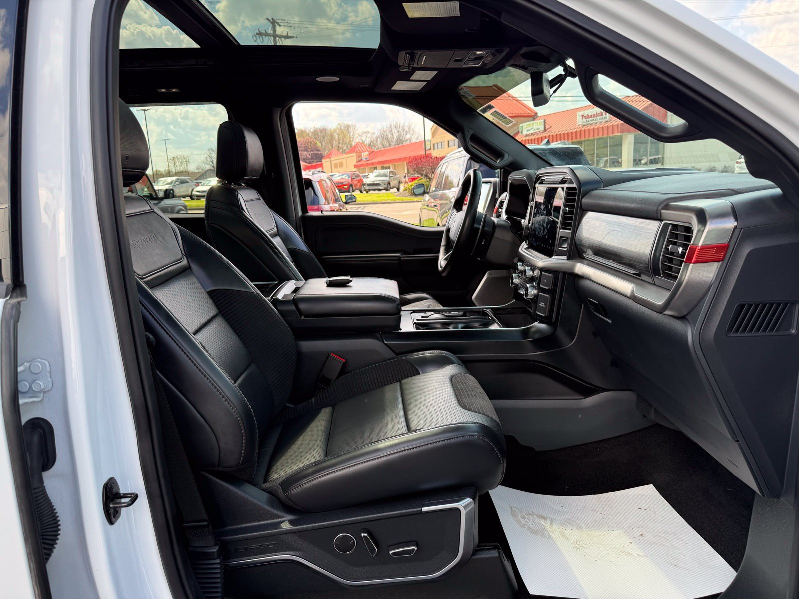 Used 2023 Ford F150 Raptor AWD/4WD image 49