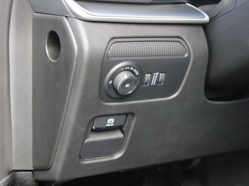 Used 2025 Jeep Wagoneer Series II w/ Premium Group I AWD/4WD image 15