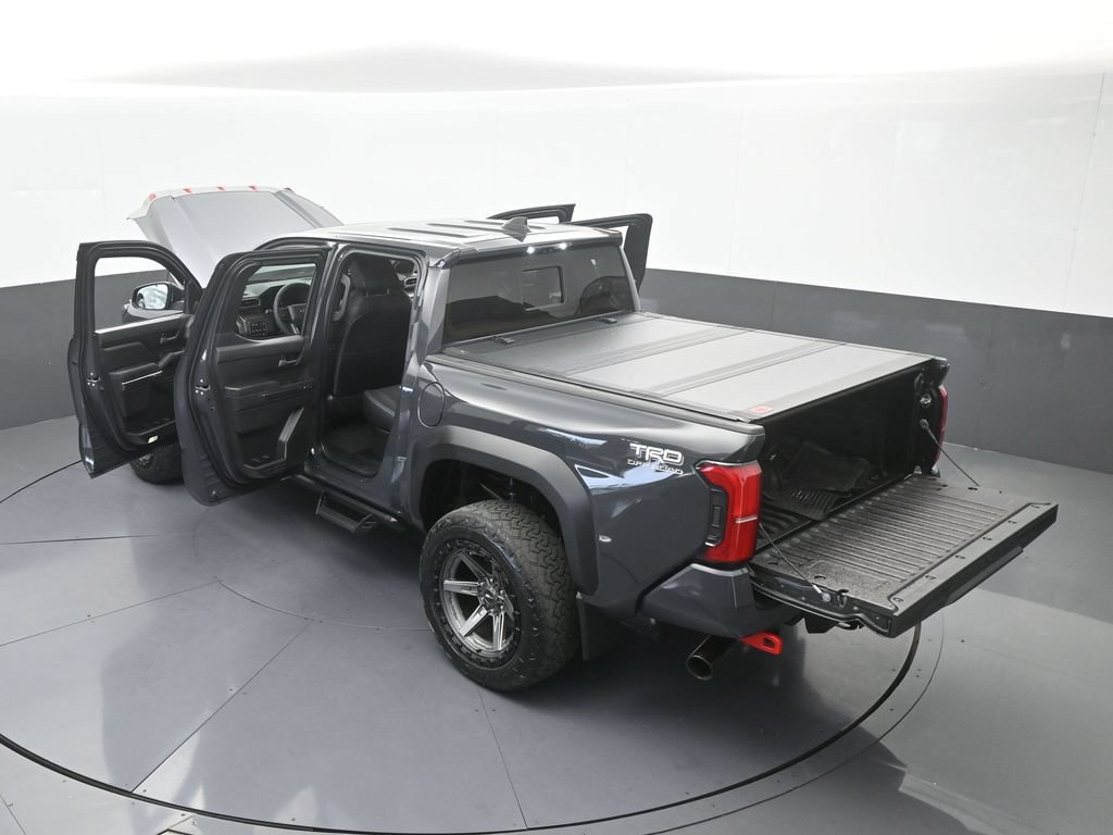 Used 2025 Toyota Tacoma TRD Off-Road w/ TRD Off Road Premium Package AWD/4WD image 75