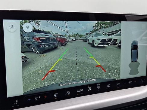 Used 2025 Ford Escape Platinum AWD/4WD image 19