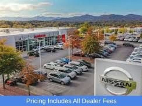 Used 2024 Nissan Rogue SV w/ SV Premium Package AWD/4WD image 4