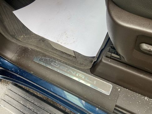 Used 2021 GMC Sierra 1500 Denali w/ Denali Ultimate Package image 11