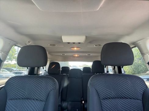 Used 2017 Dodge Journey SXT w/ Comfort/Convenience Group FWD image 15