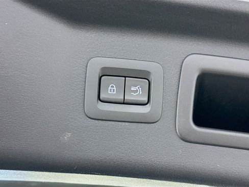 Used 2025 MAZDA CX-90 3.3 Turbo w/ Premium Plus Pkg image 33