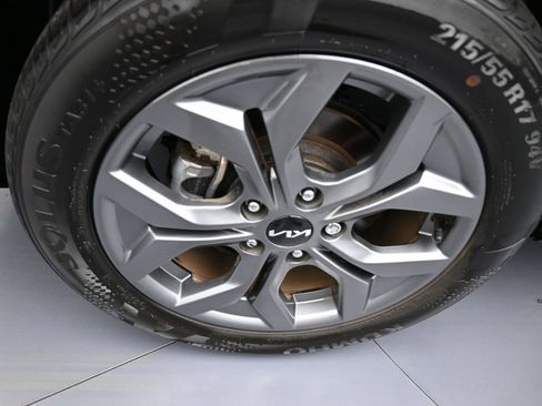 Used 2024 Kia Seltos LX image 39