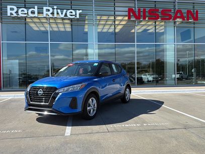 Used 2025 Nissan Kicks Play S