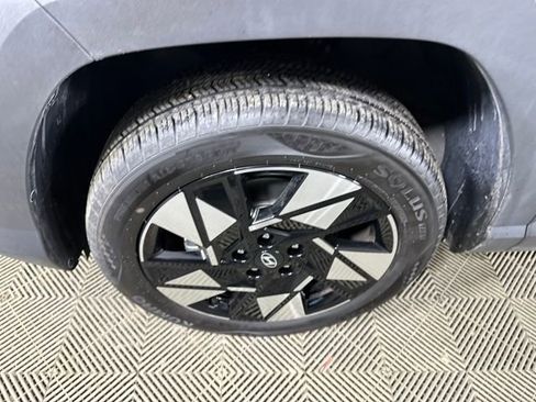 Used 2024 Hyundai Kona SEL image 10