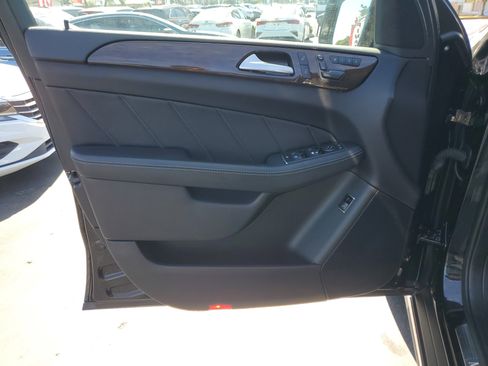 Used 2016 Mercedes-Benz GL 450 GL 450 image 13