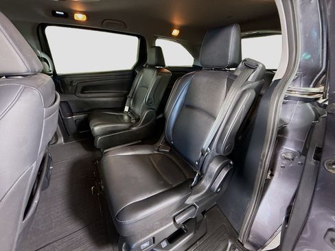 Used 2023 Honda Odyssey Touring image 25