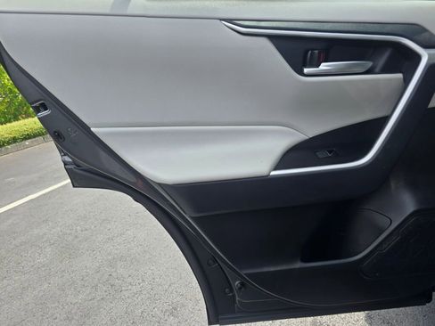 Certified 2025 Toyota RAV4 XLE Premium image 38