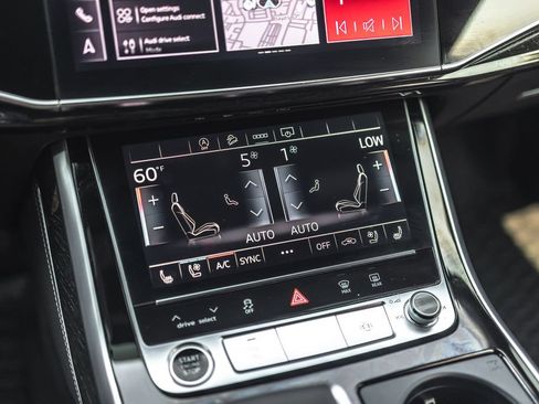 Used 2025 Audi Q8 Premium Plus AWD/4WD image 15