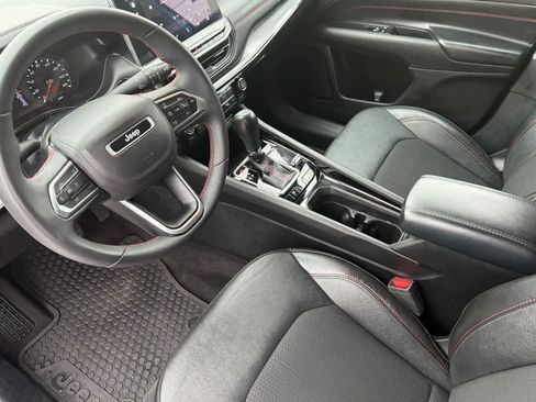 Used 2023 Jeep Compass Trailhawk w/ Trailer Tow Group image 11