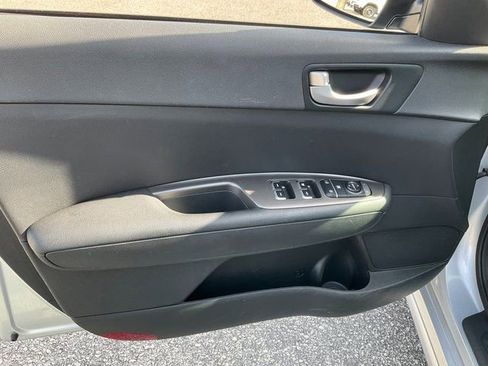 Used 2020 Kia Optima LX image 6
