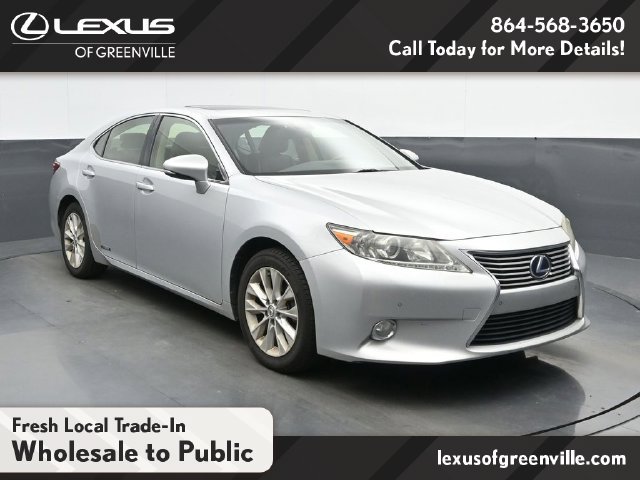Used 2013 Lexus ES 300h FWD image 2