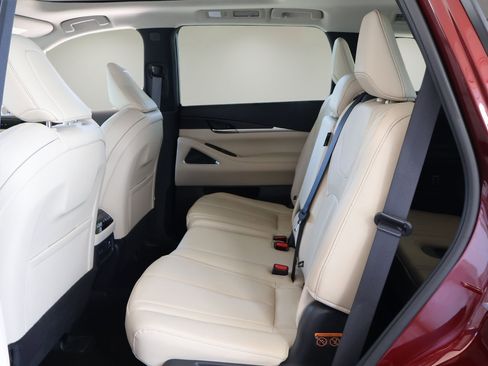 Used 2023 INFINITI QX60 Sensory w/ Cargo Package image 14