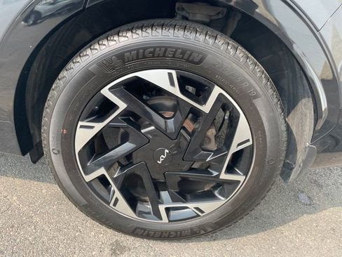 Used 2023 Kia Sportage SX image 17