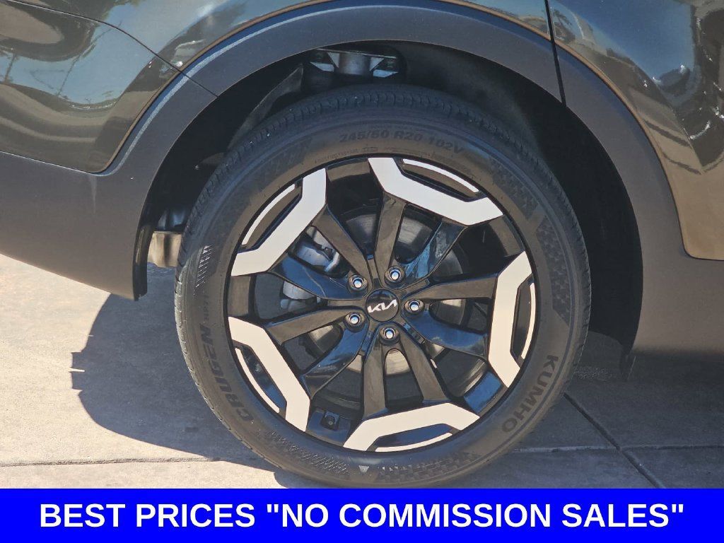 Used 2025 Kia Telluride S FWD image 40