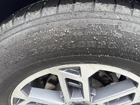 Used 2025 Ford Expedition Active RWD image 25