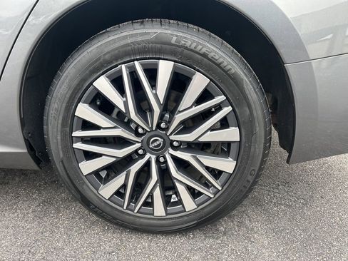 Used 2023 Nissan Altima 2.5 SV image 31