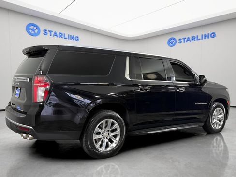 Used 2023 Chevrolet Suburban Premier RWD image 9