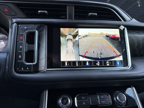 Used 2022 GMC Yukon Denali image 5