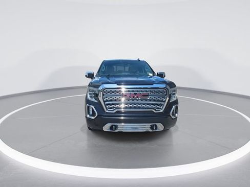 Used 2019 GMC Sierra 1500 Denali w/ Driver Alert Package II AWD/4WD image 3