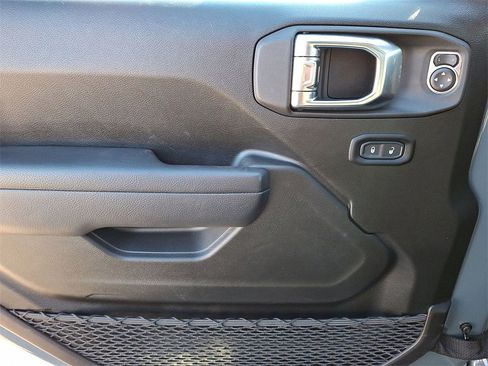 Certified 2025 Jeep Wrangler Unlimited Sport S 4xe image 10