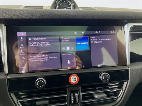 New 2026 Porsche Macan Base image 15