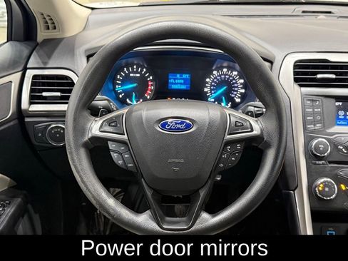 Used 2017 Ford Fusion S image 7