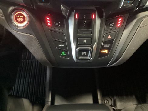 Used 2018 Honda Odyssey EX image 15