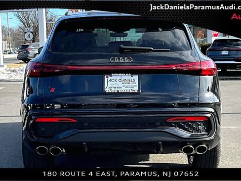 New 2025 Audi SQ5 Premium Plus image 4